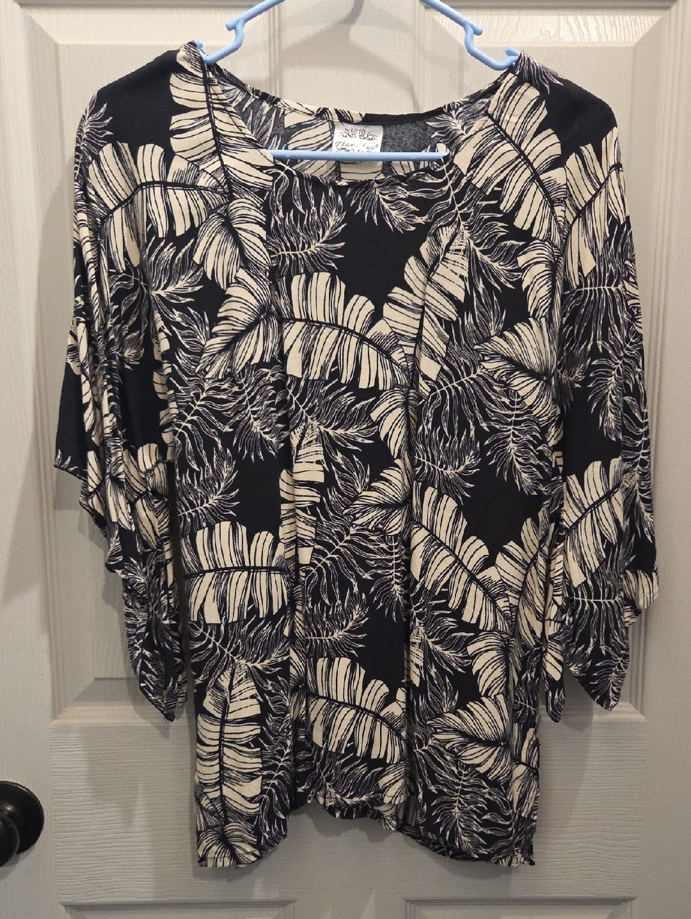 Black & Cream Tropical Print Women's Blouse - Lightweight Cardigan Style